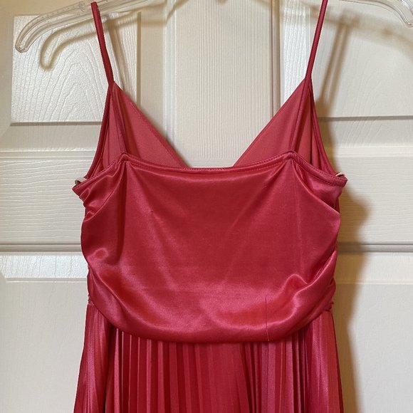 City Triangles Hot Pink striped dress - Picture 7 of 7